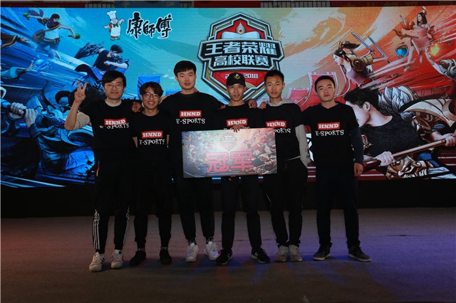 更是对自我 更是对自我