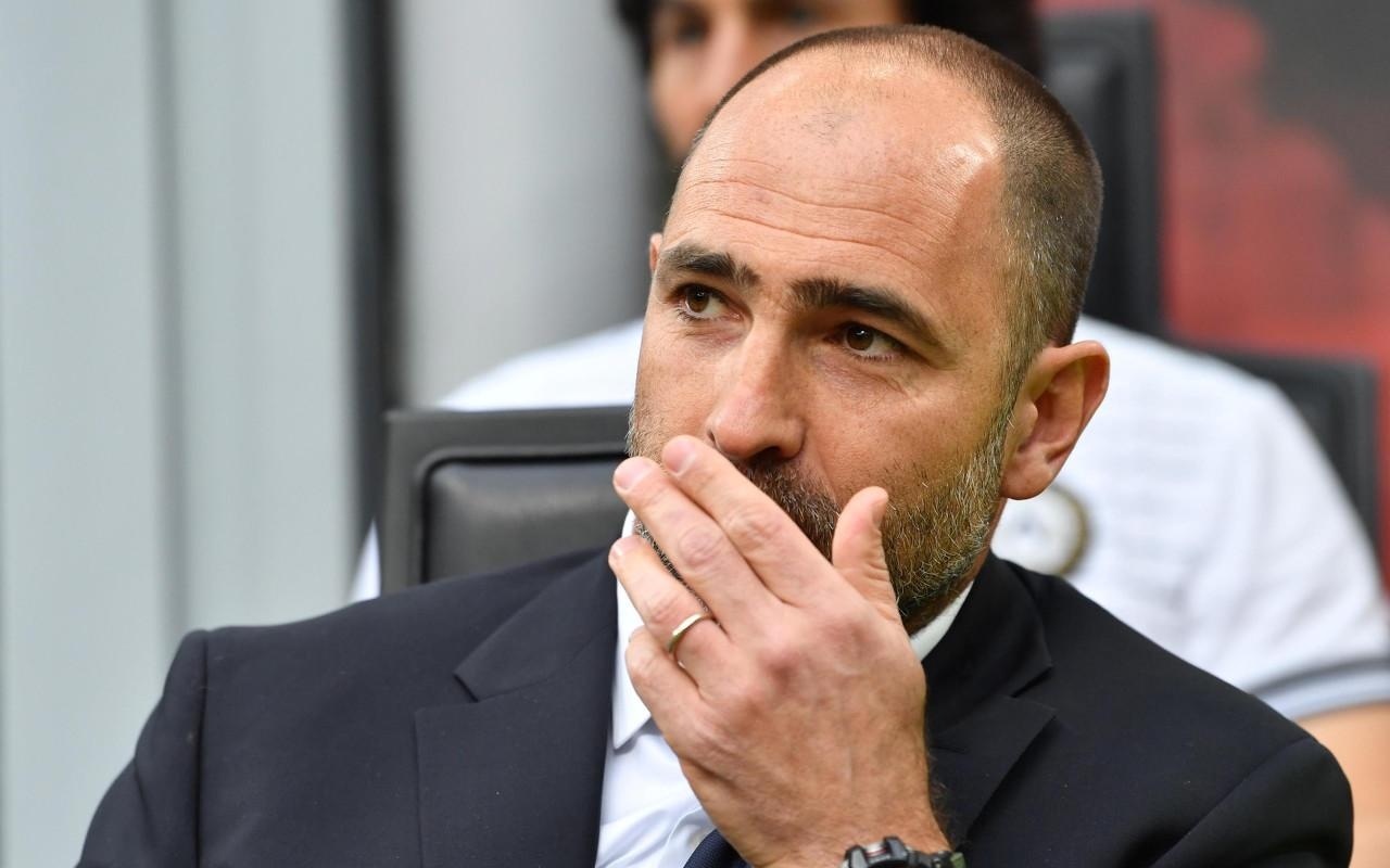 赛决赛中 赛决赛中